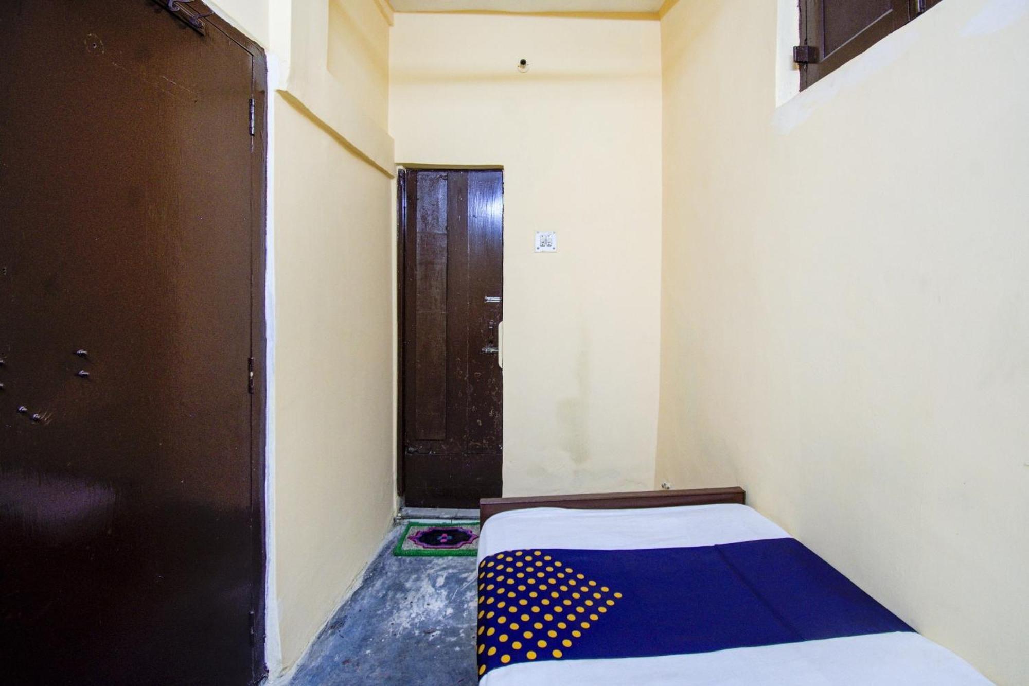 Spot On Dear Hotel Calcutta Calcutta Bara Bazar 外观 照片
